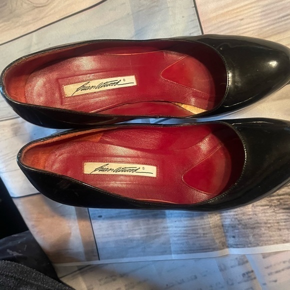Brian Atwood Patent Leather Pump Stiletto Heels EU Sz (39) US Woman’s Sz 8 EUC - Picture 7 of 9